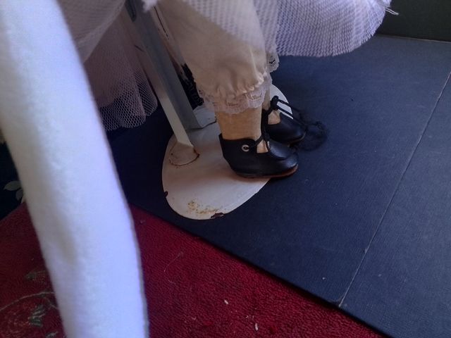 Muñeca de porcelana vintage