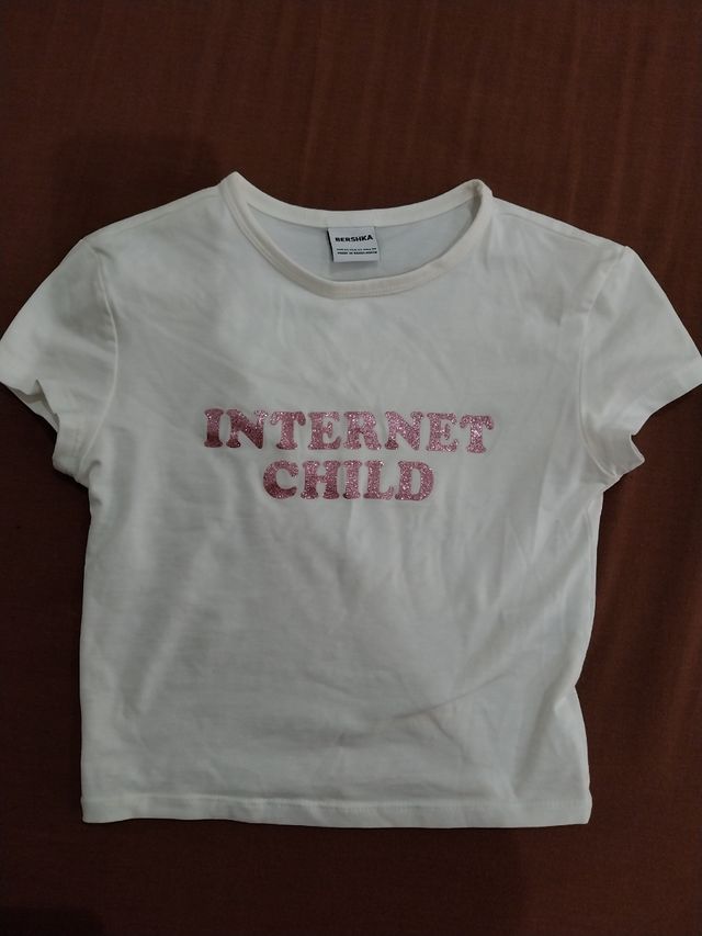 Lote Bershka: Camiseta Blanca y Falda Vaquera