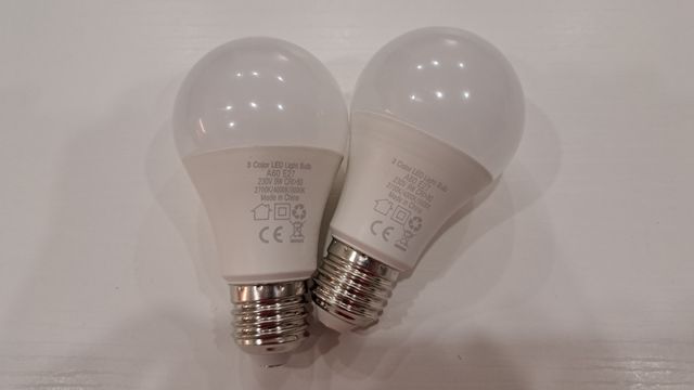 2 Lampadine LED E27 9W 3 Colori