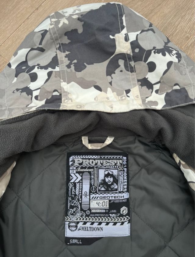 Abrigo Protest Militar Nieve