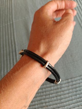 Pulsera Tous cuero Oso espinelas 