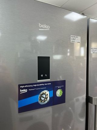 congelador vertical Beko AA no frost