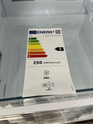 congelador vertical Beko AA no frost