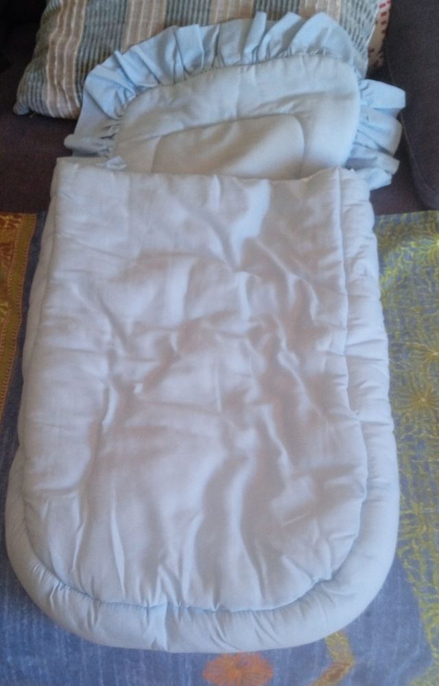 Borsa e trapunta blu per bambini