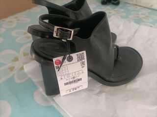 Sandalias Zara Piel Tacón Negro Talla 39