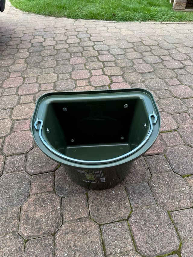 Mangiatoia per cavalli