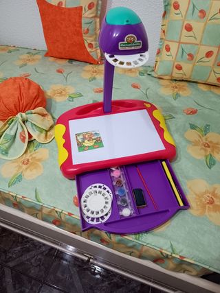 Proyector infantil para dibujar con accesorios