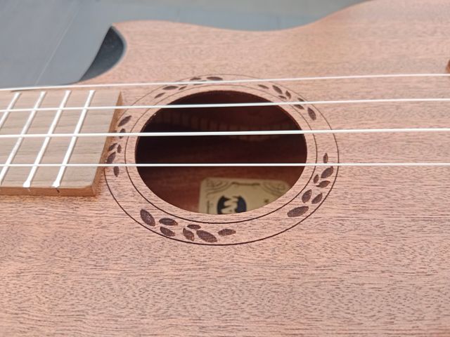 Ukelele Tenor