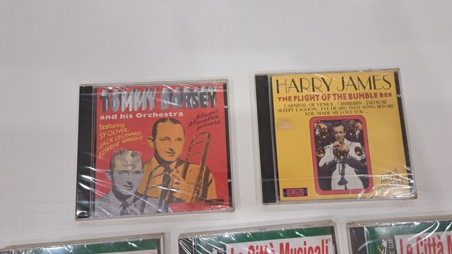 lotto 8 cd musicali nuovi