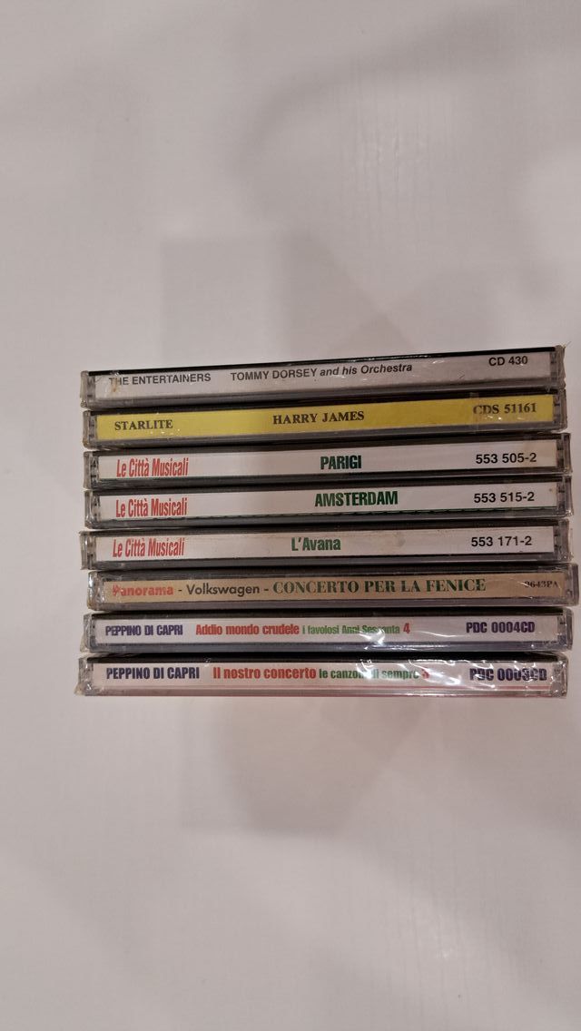 lotto 8 cd musicali nuovi