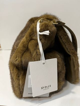 Borsa in pelliccia sintetica marrone