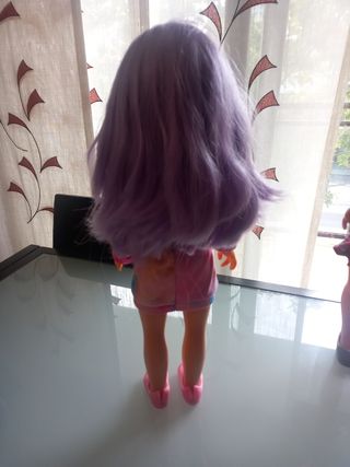 Muñeca Nancy pelo lila. Muñeca Nancy colegiala