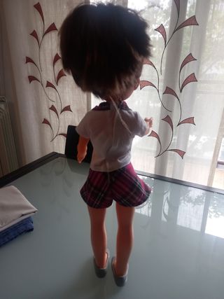 Muñeca Nancy pelo lila. Muñeca Nancy colegiala
