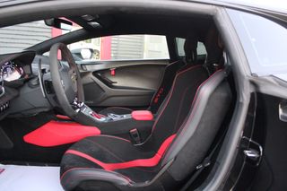 LAMBORGHINI HURACAN STO 640 CV