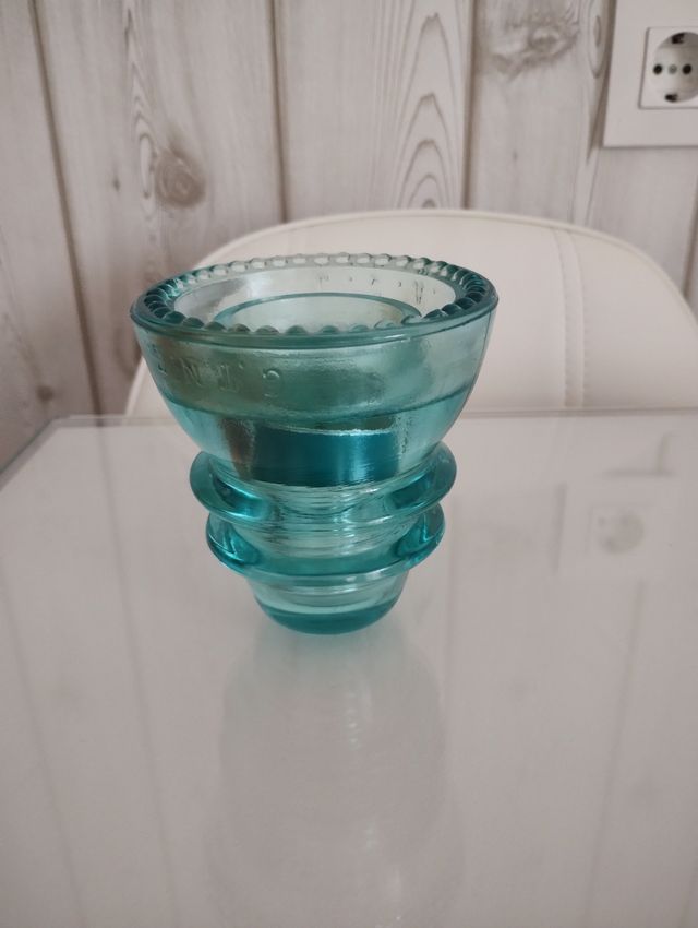 Portavelas de cristal azul