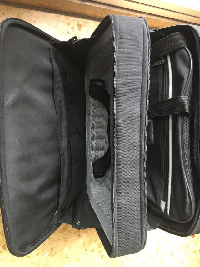 Maleta Samsonite Negra para Trabajo