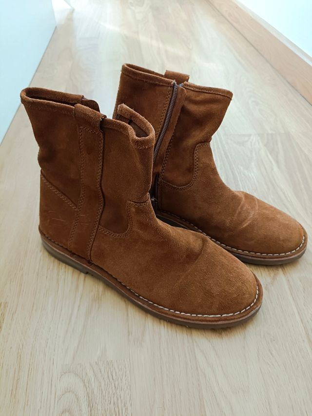 Botas de ante marrones