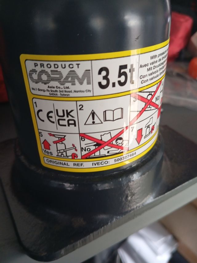 OFERTA Gato Hidráulico IVECO 3.5T