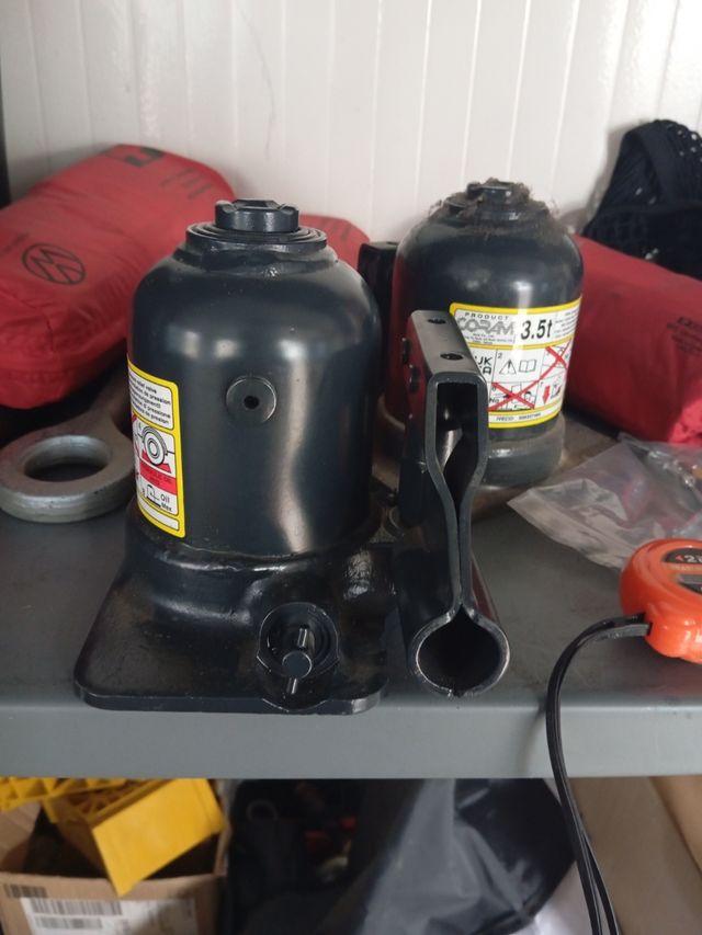 OFERTA Gato Hidráulico IVECO 3.5T