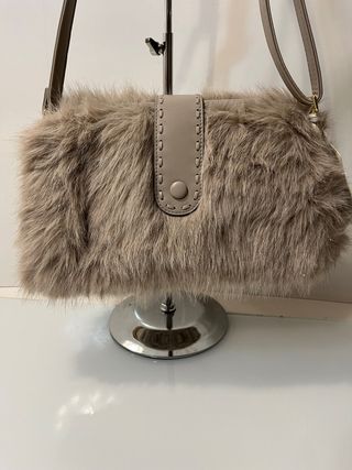 Borsa tracolla pelliccia sintetica beige/marrone