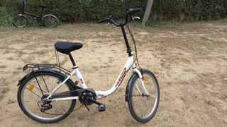 Bicicleta plegable blanca F-Park