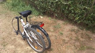 Bicicleta plegable blanca F-Park