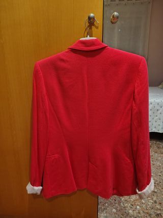 Blazer roja de mujer