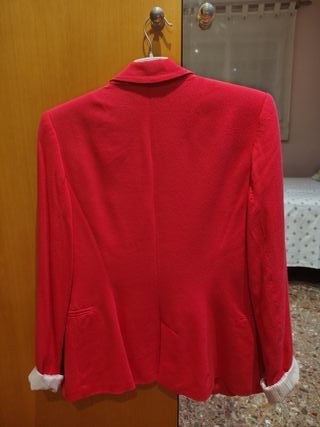 Blazer roja de mujer