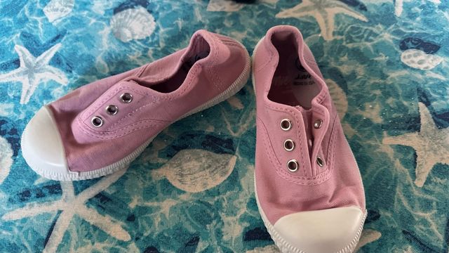 Zapatillas rosas para niña