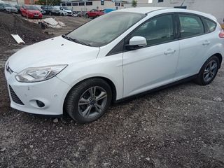 Ford Focus 2014 averiado