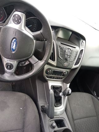 Ford Focus 2014 averiado