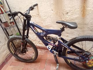 Bicicleta Descenso Giant