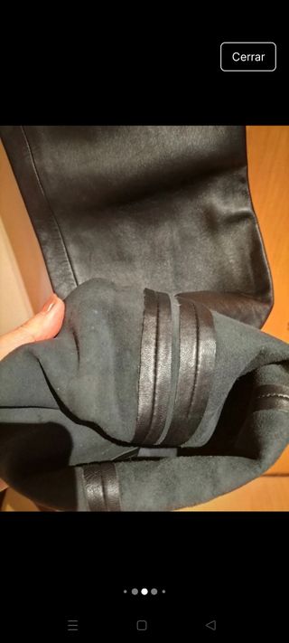 Pantalón de Piel genuina. Mango. Negro Talla M.