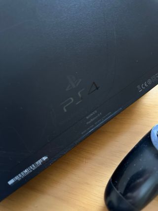 PS4 (PlayStation 4) Negra con 2 Mandos