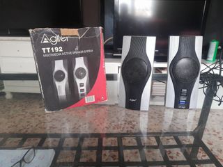 Altavoces Agiler Plata y Negro