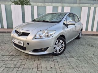 TOYOTA AURIS 2.0 D-4D LUNA 5P