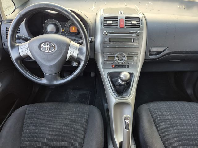 TOYOTA AURIS 2.0 D-4D LUNA 5P
