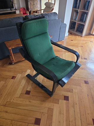 Sillón de salón verde y negro