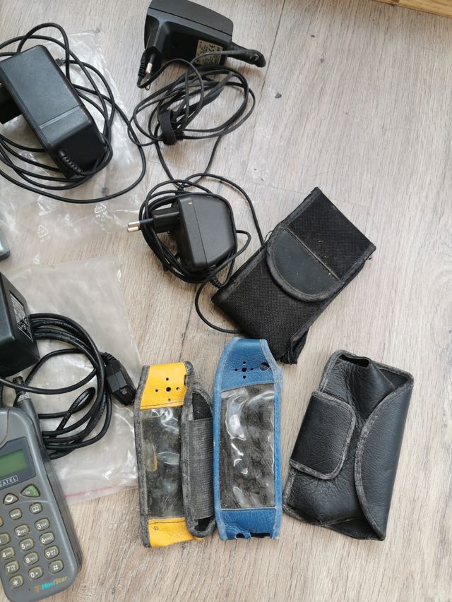 Varios móviles vintage