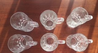 Jarras de cerveza de cristal