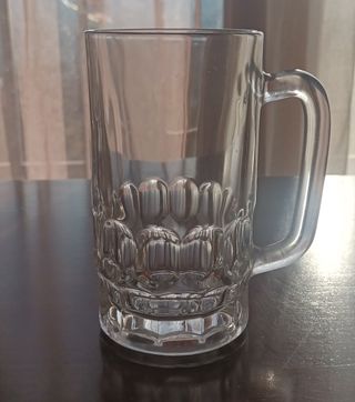 Jarras de cerveza de cristal