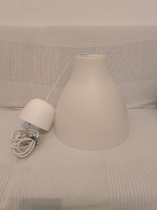 Lámpara Melodi Ikea 28cm Blanca