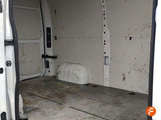 Renault Master 2.3
