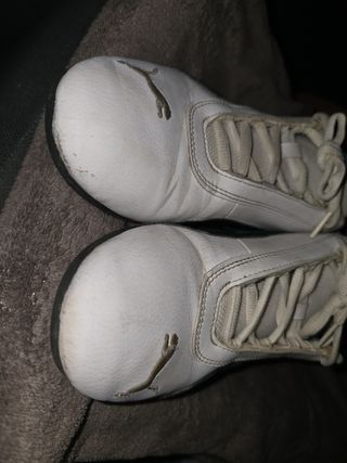 Zapatillas Puma Futbol Sala Blancas y Negras 
