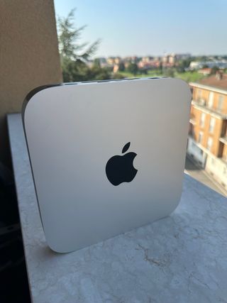 Mac Mini M2 Argento