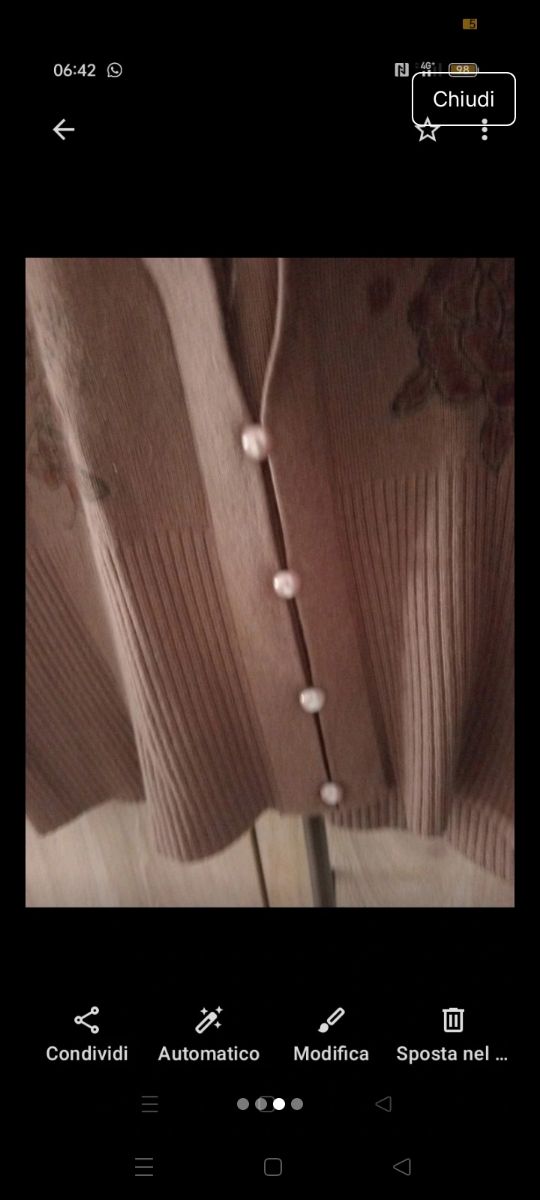 Blusa donna marrone con fiori