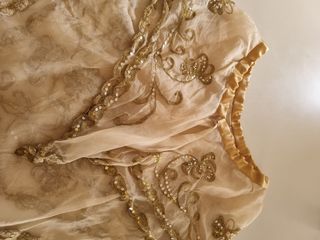 Manteletas de seda antiguas bordadas