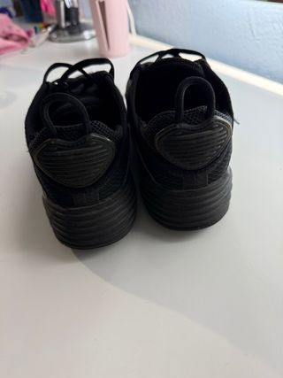 Zapatillas Nike Air Negras Naranja