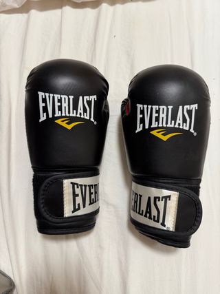Guantes de Boxeo Everlast 6oz Negros