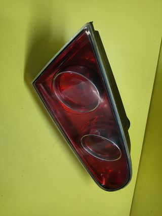 PILOTO TRASERO IZQUIERDO PORTON SEAT IBIZA 6L